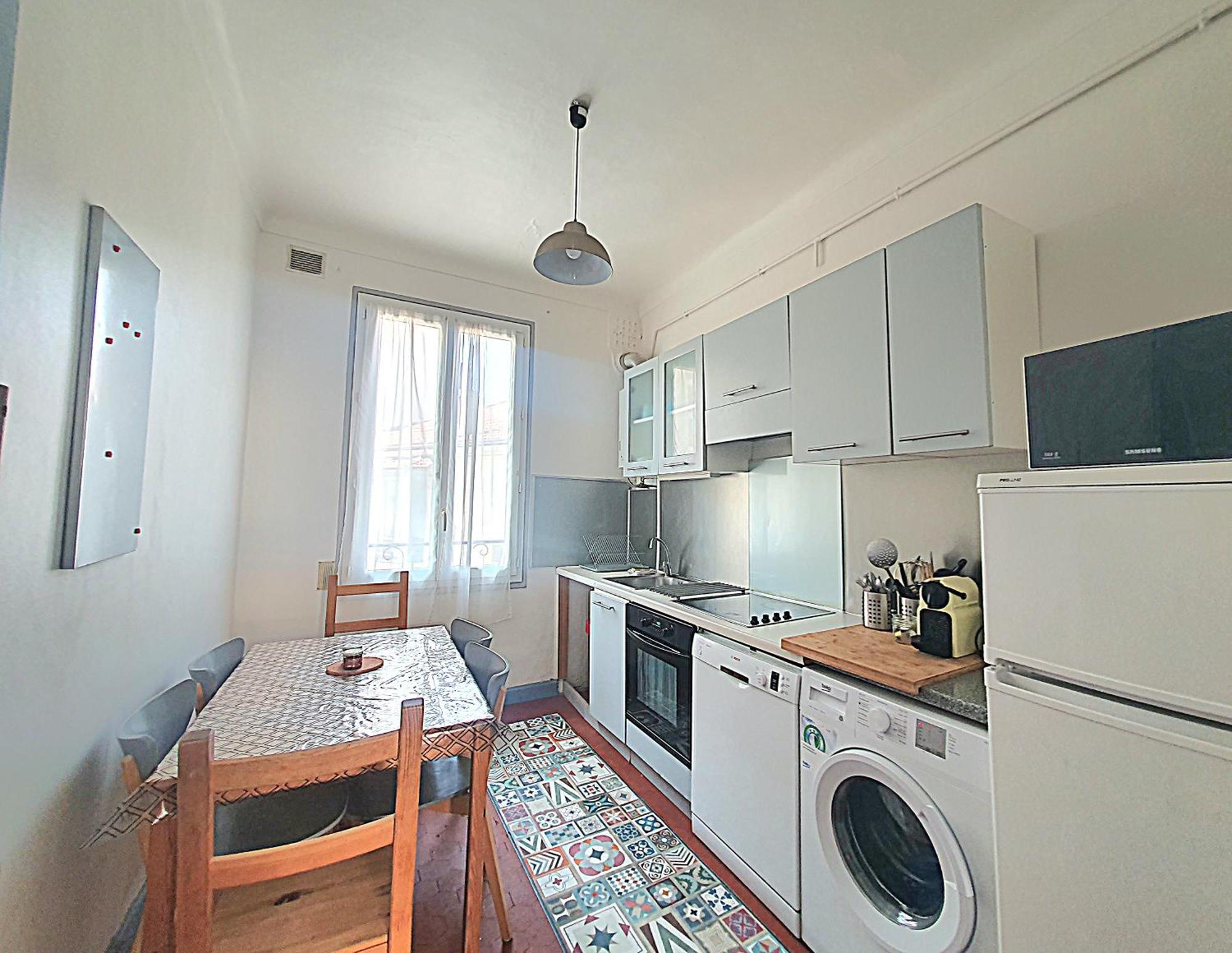 Appartement Plages Les Pins Climatisé 3 Pièces *